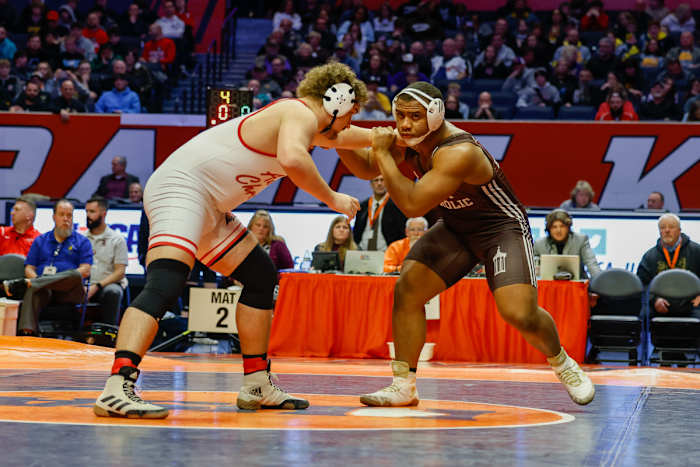 Illinois state wrestling championships February 18 2023 Nate Latsch 15371